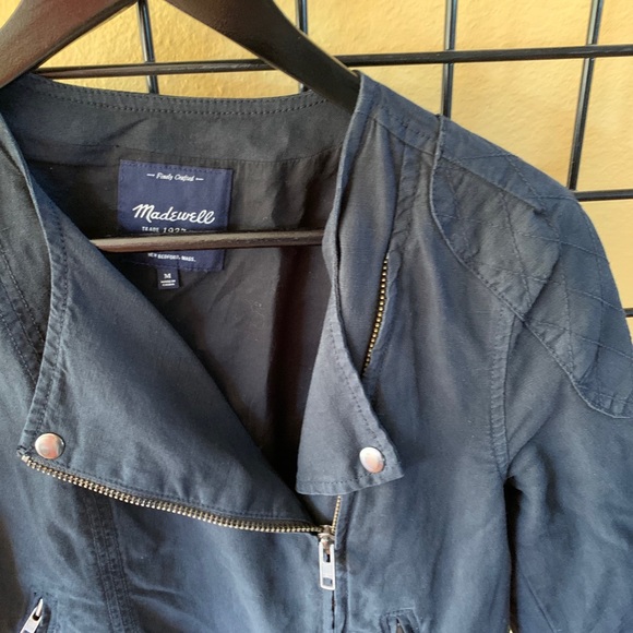 Chino asymmetrical waist length jacket - Picture 2 of 3